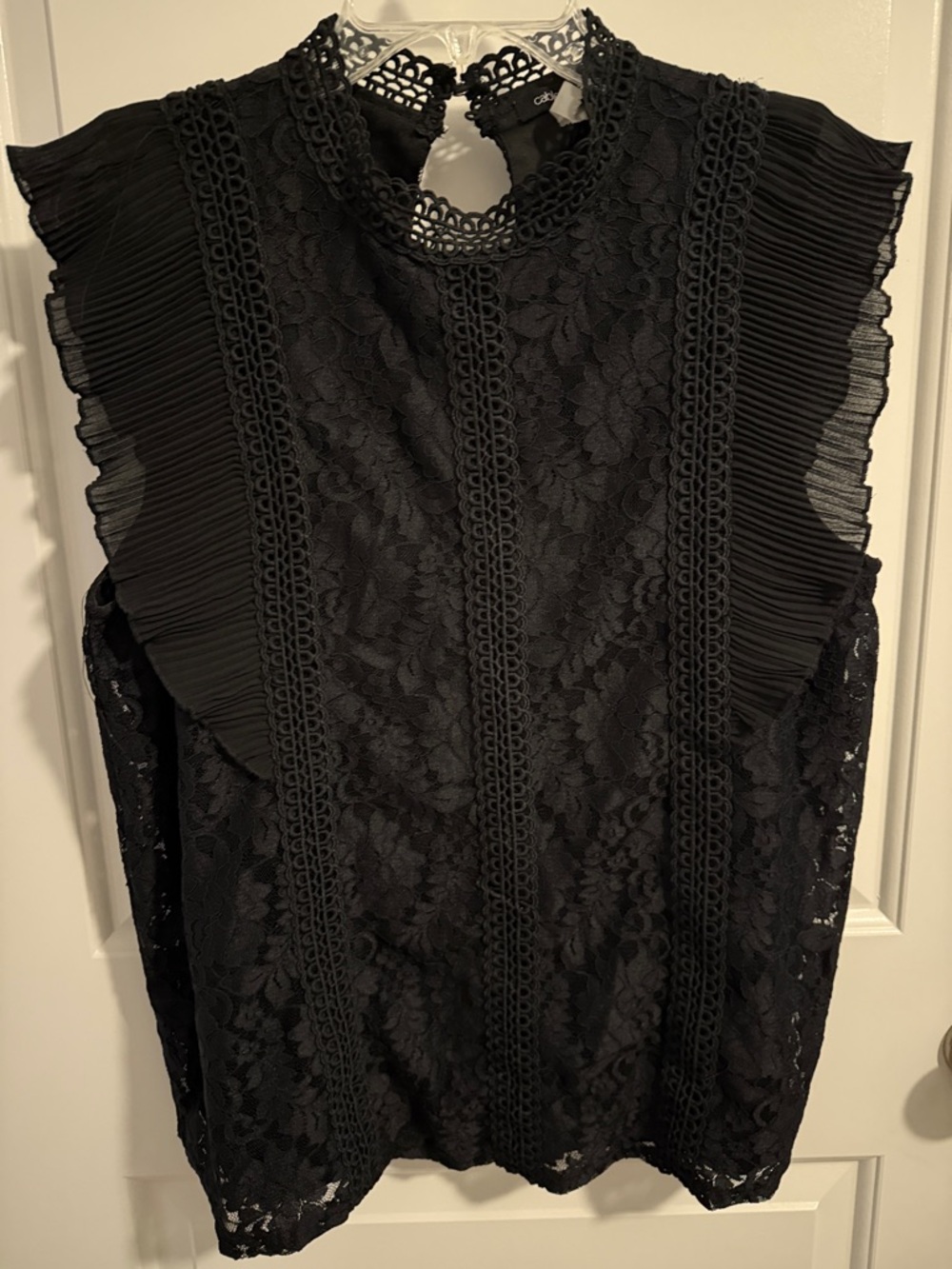 Cable & Gauge Black Crochet Lace Tank Top